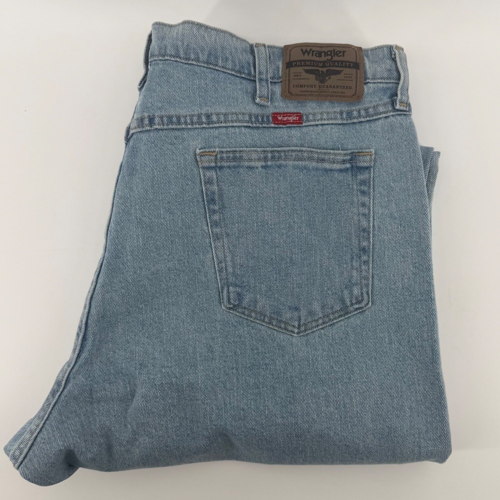 Wrangler Jeans Mens 40x30 Light Wash Five Star Relaxed Fit Flex Denim Stretch‎